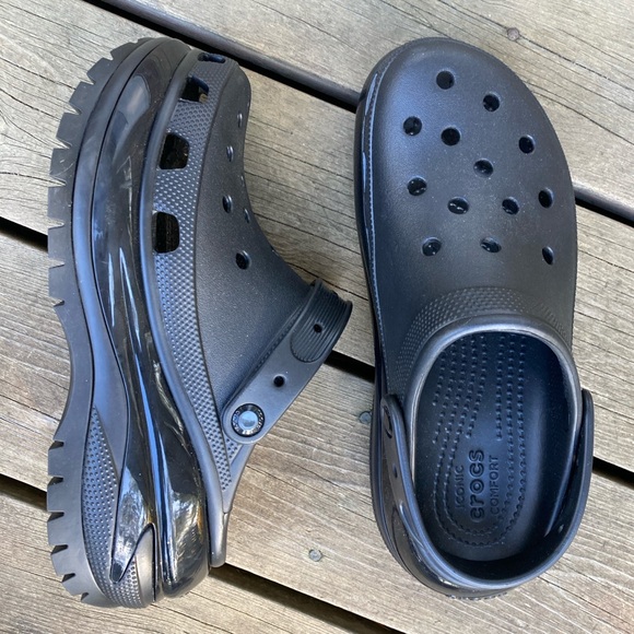 CROCS Clogs Black MEGA CRUSH Men Size 6 Women Size 8 Unisex main image 13